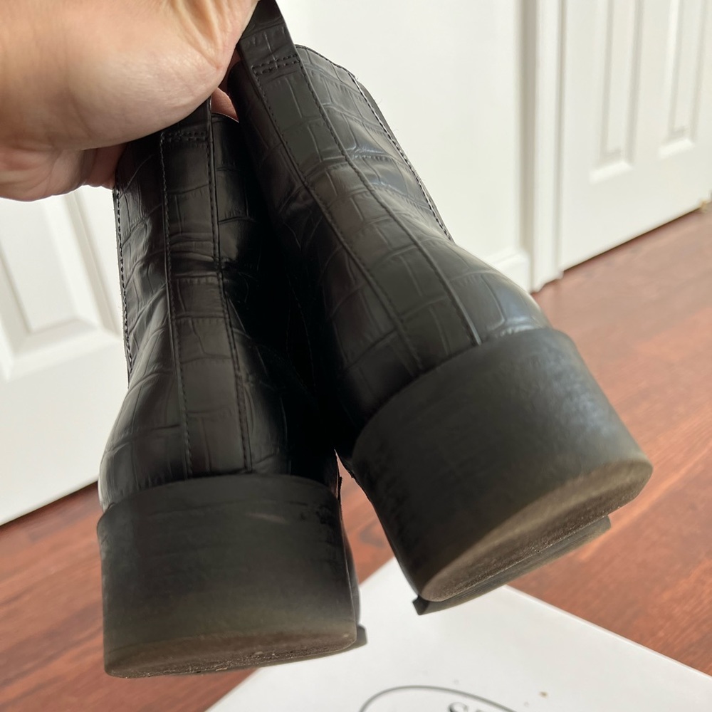 Steve Madden Boot. - image 3